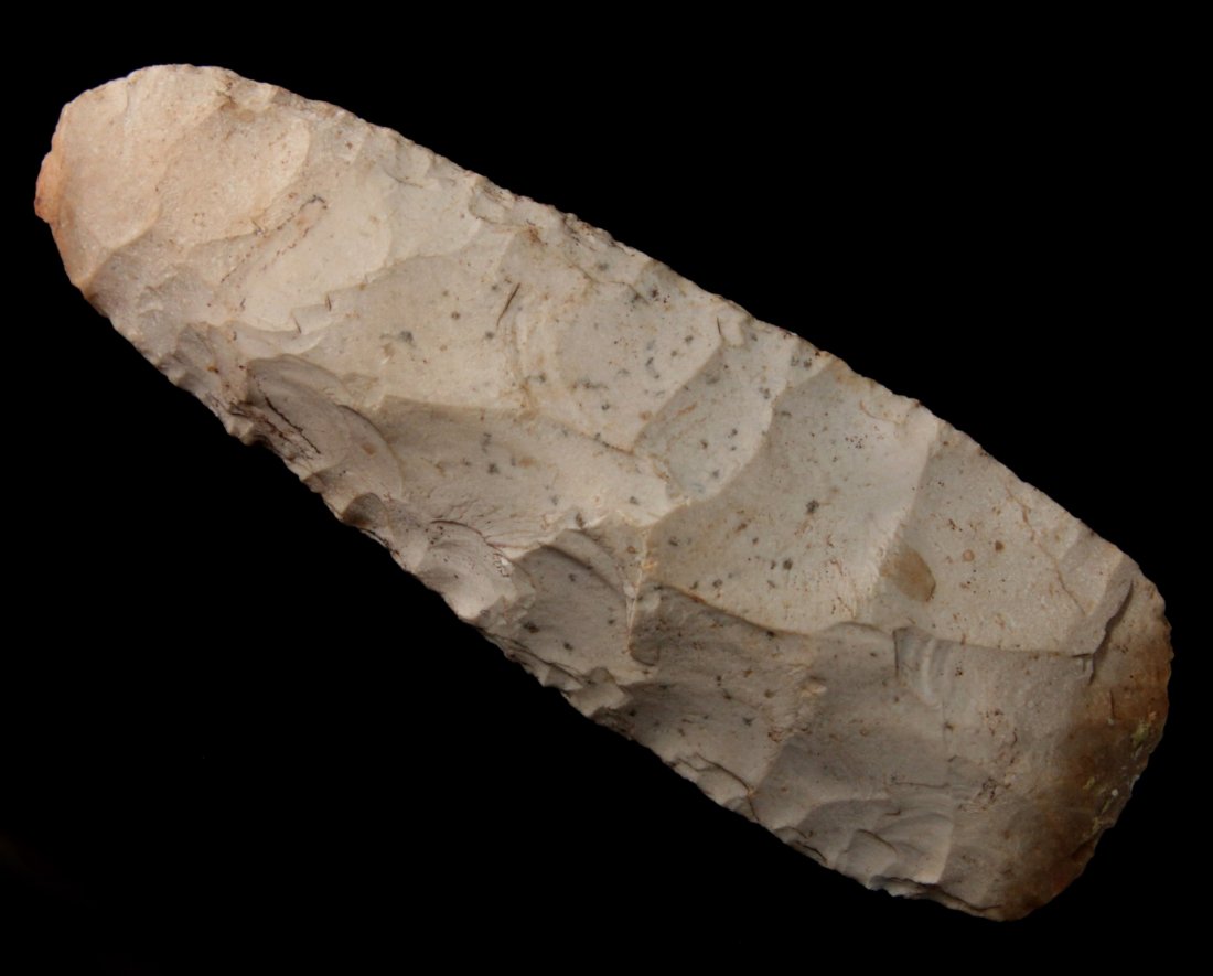 A 6 INCH FLINT CELT OR SPADE/HOE (1 of 6)