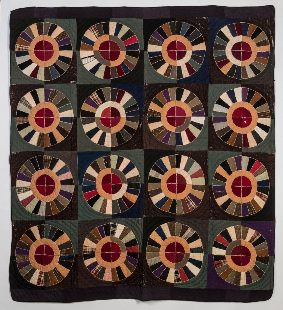 AN UNUSUAL GRANDMOTHER'S FAN BLOCK QUILT (1 of 10)