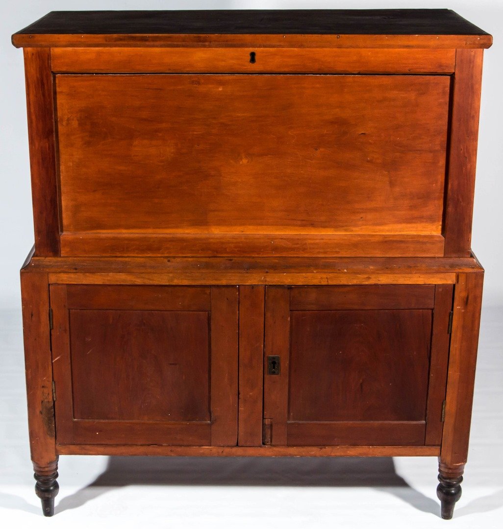 AN UNUSUAL BLANKET OR SUGAR CHEST ON CABINET BASE (1 of 8)