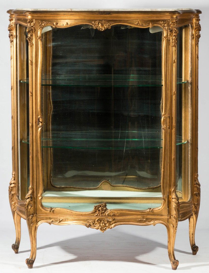 A FINE CIRCA 1900 LOUIS XV STYLE GILTWOOD VITRINE (1 of 10)