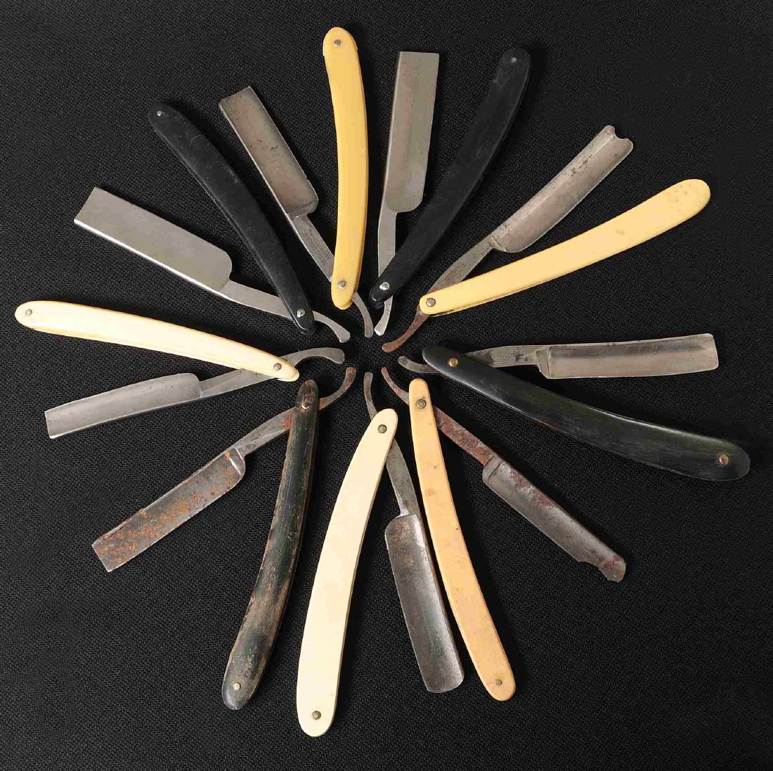 LOT OF TEN STRAIGHT RAZORS (1 of 10)