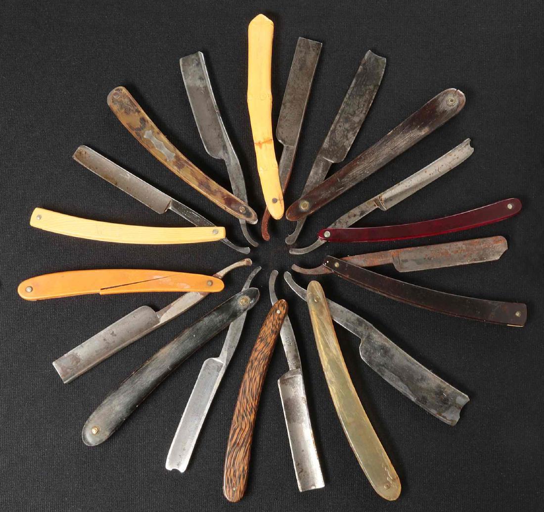 LOT OF TEN STRAIGHT RAZORS (1 of 10)