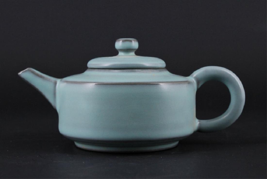 Chinese Song Porcelain RuYao TeaPot (1 of 8)