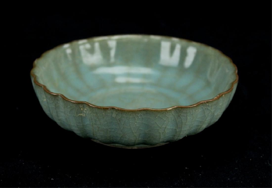 Chinese Song Porcelain GuanYao Plate (1 of 5)