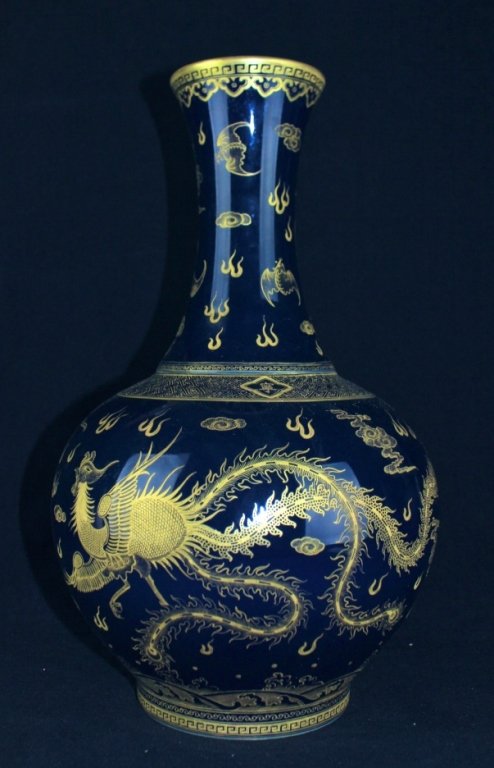 Large Chinese Qing Blue Gilted Gold Dragon Vase (1 of 10)