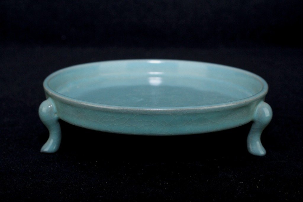 Chinese Song Porcelain GuanYao BrushPot (1 of 4)