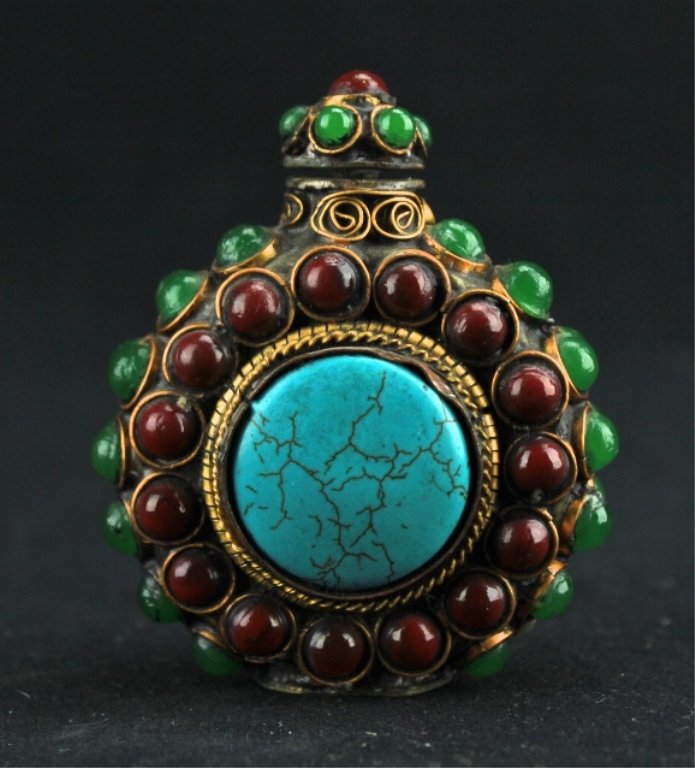 Chinese Qing Bronze Snuff Bottle (1 of 6)