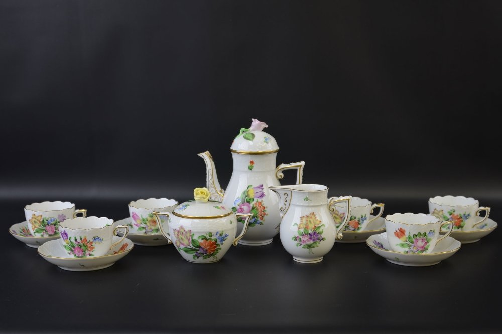 A Herend Hungary Six Piece Demitasse & Tea Set: A Herend Hungary Six Piece Demitasse & Tea Set, comprising six saucers each marked 711, BT 58-11, six demitasse cups marked 711, 110-1, a creamer, sugar jar and teapot, the teapot appx. 6 3/4 in. H.