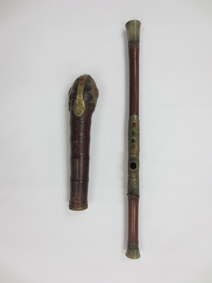 A Lot of Two Chinese Tobacco Pipes (1 of 5)