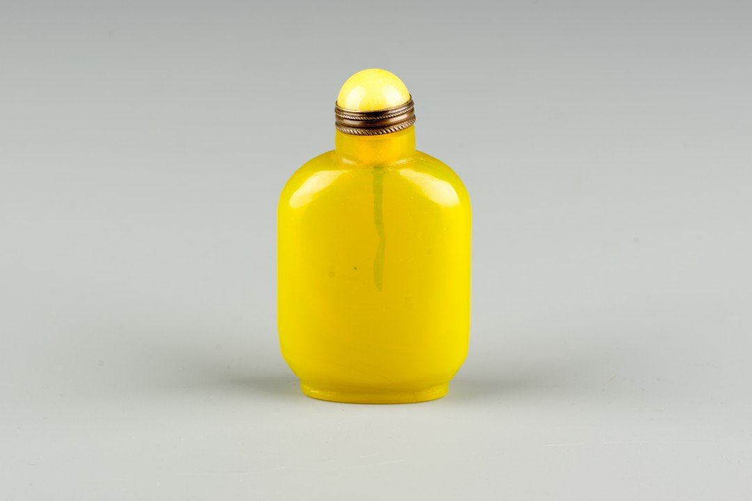 A Chinese Egg Yolk Yellow Glass Snuff Bottle (1 of 6)