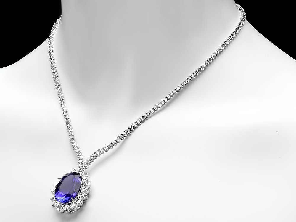 18k Gold 18.50ct Tanzanite 12ct Diamond Necklace - 3