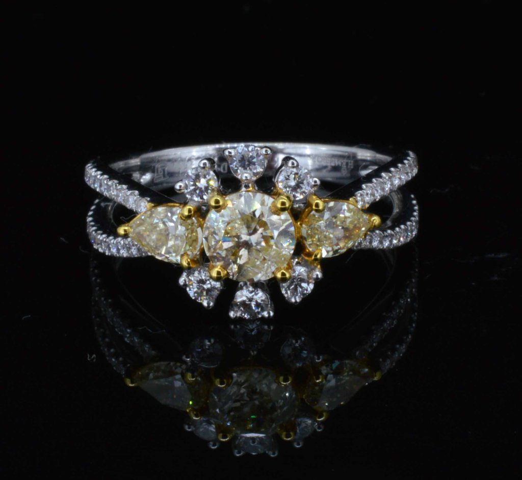 18KT White Gold, 1.31ctw Fancy/White Diamond Ring