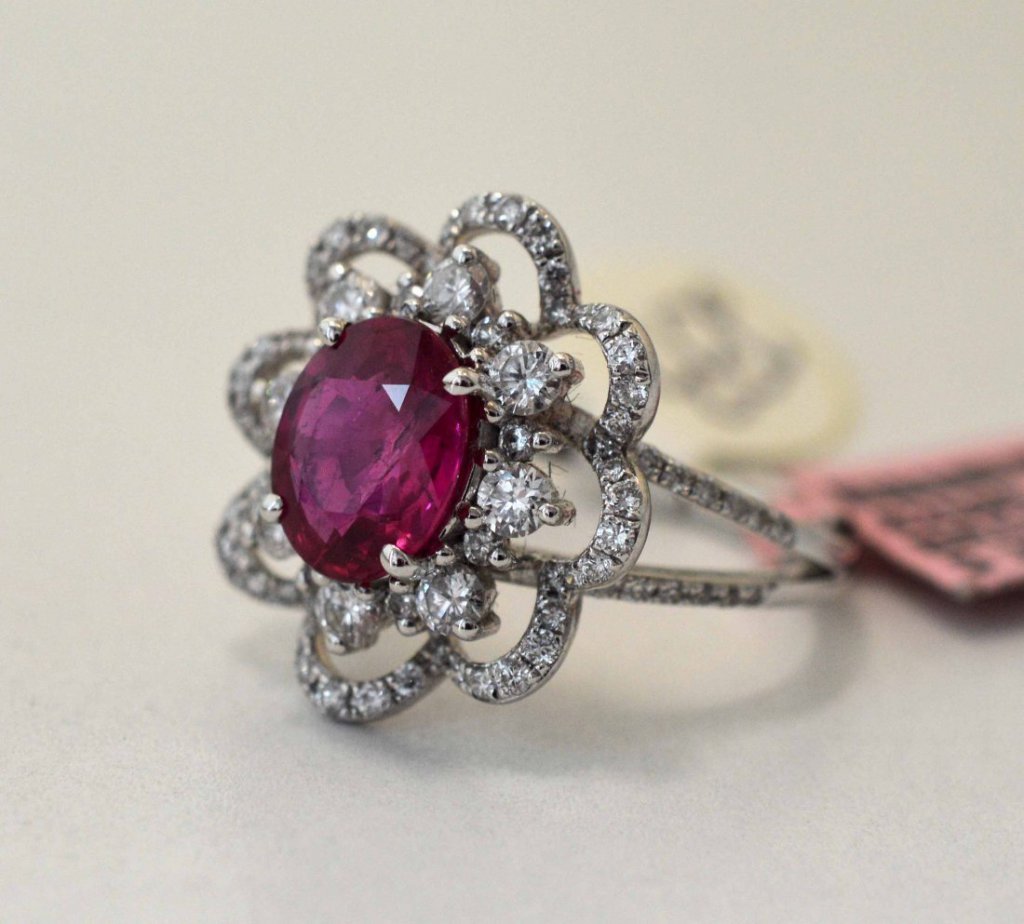 18KT Gold, 2.03ct Ruby & 0.98ct Diamond Ring - 2