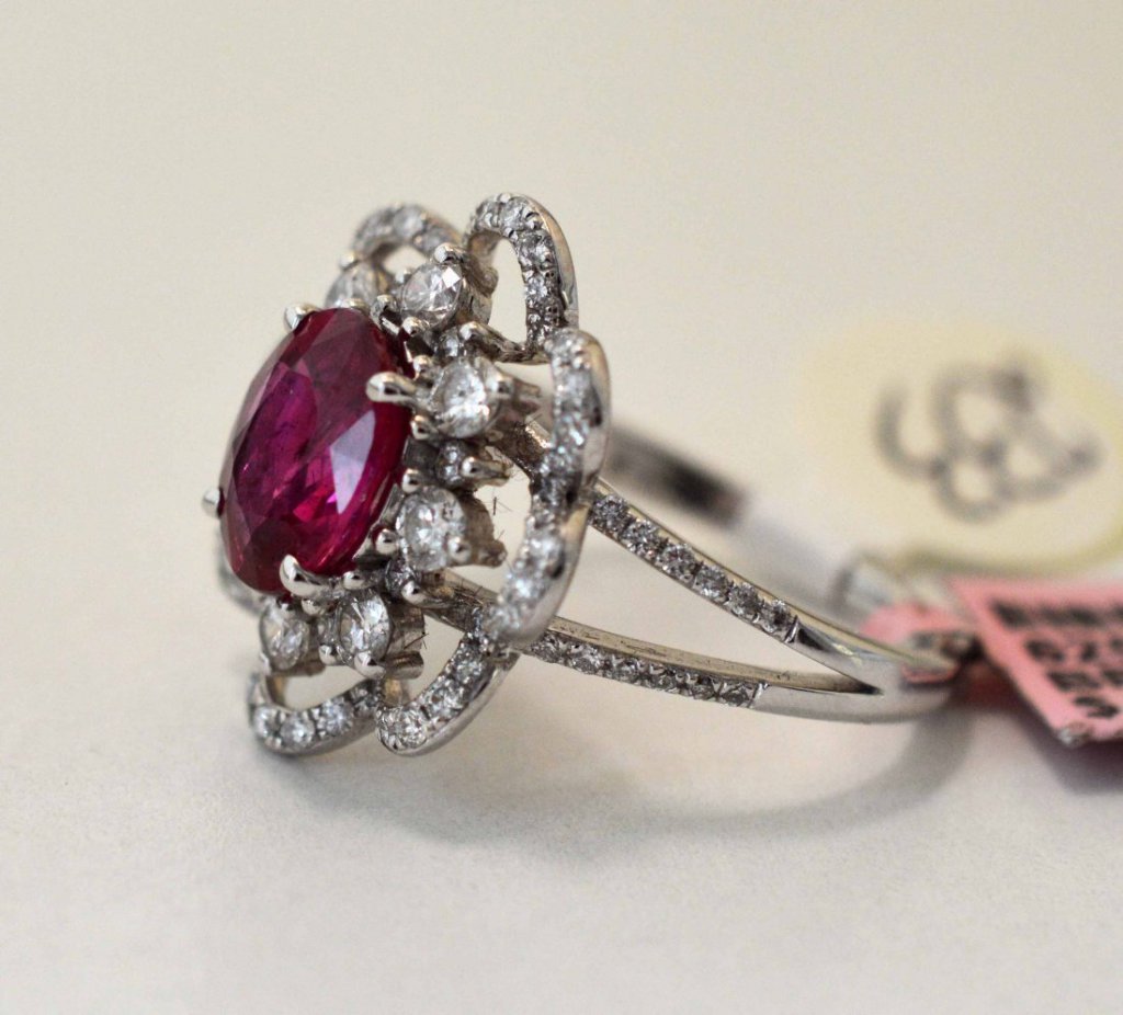 18KT Gold, 2.03ct Ruby & 0.98ct Diamond Ring - 3