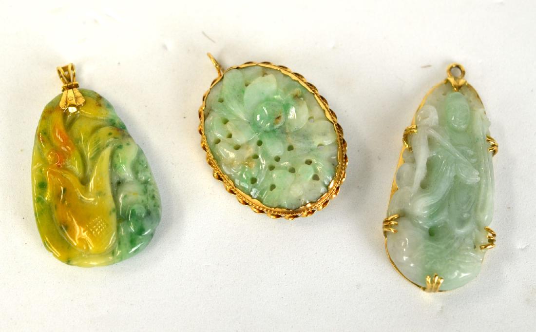 Three Pcs Chinese Jadeite Pendants (1 of 7)