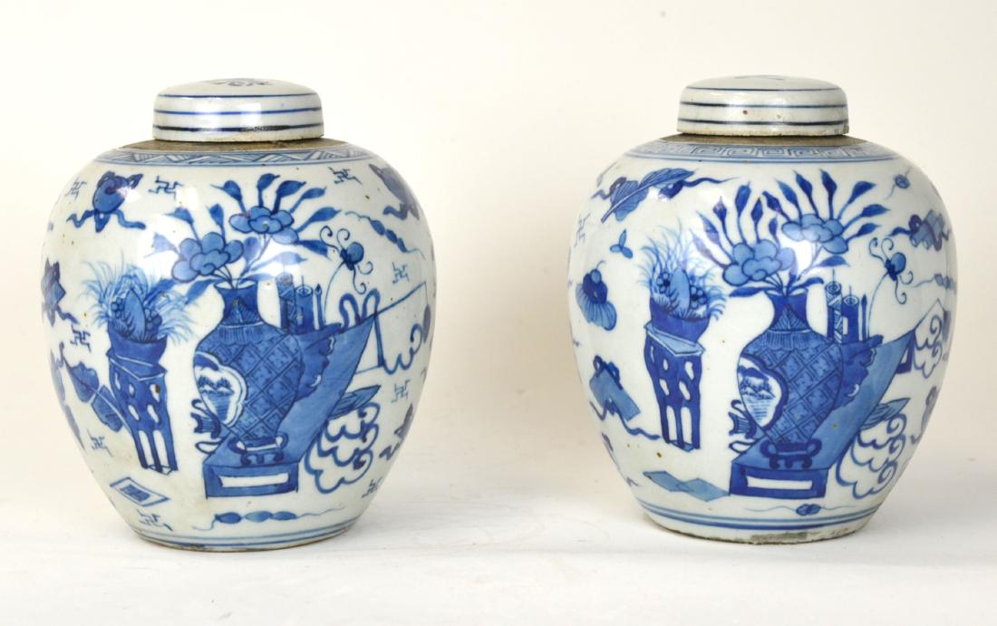 Pr Chinese Blue &White Covered Jars (1 of 8)