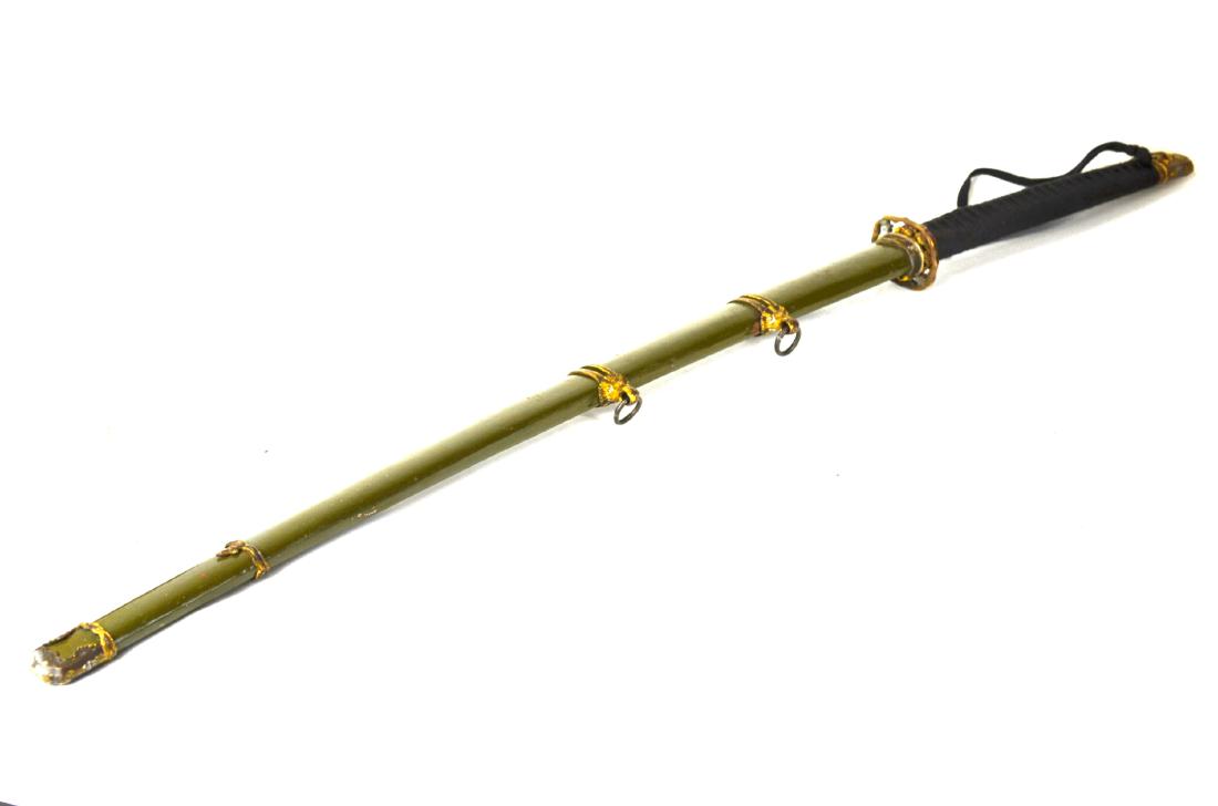 Japanese Military Sword (1 of 8)