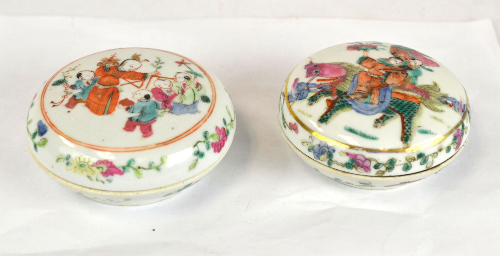 Two Chinese Famille Rose Porcelain Ink Boxes (1 of 10)