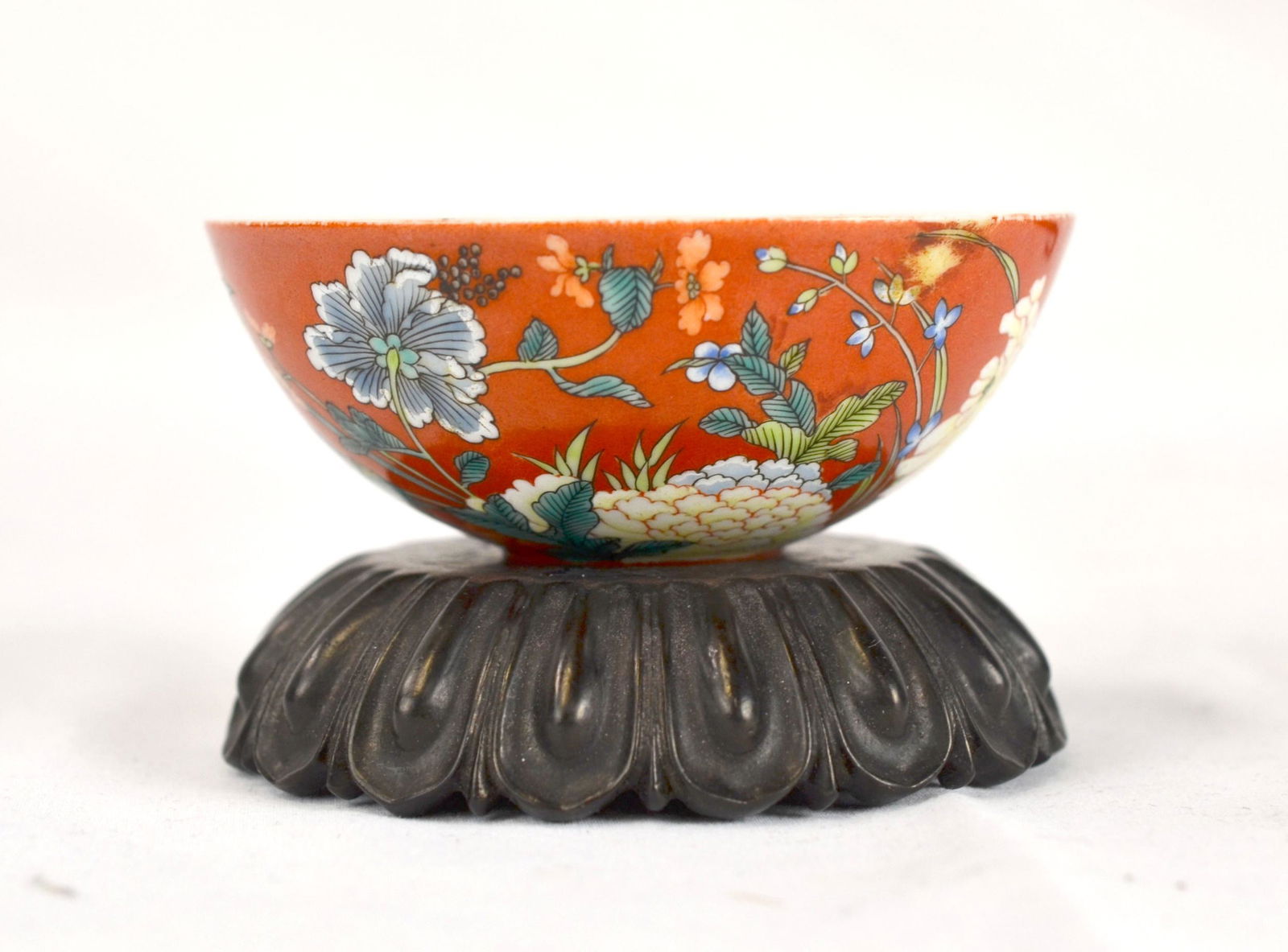 Chinese Famille Rose Red Ground Bowl (1 of 11)