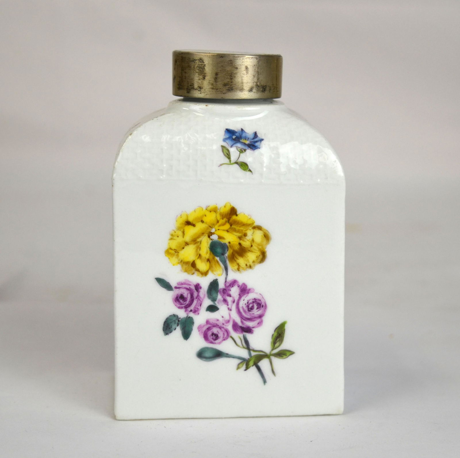Early Meissen Tea Caddy (1 of 8)