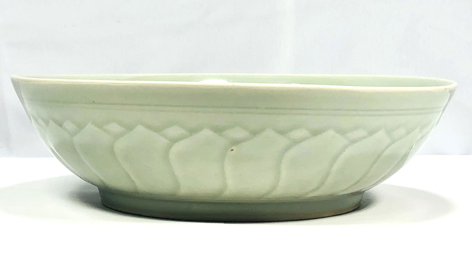 Chinese Celadon Glazed Bowl (1 of 7)