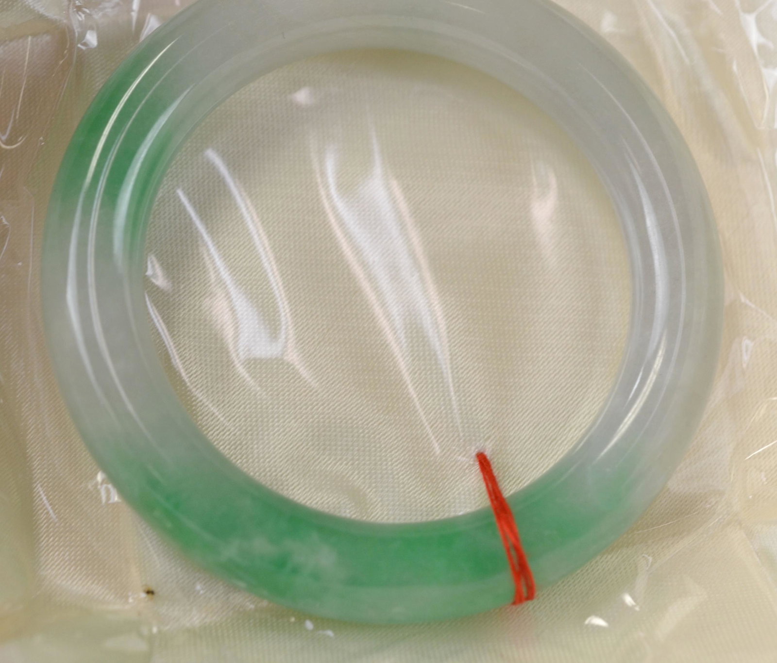 Chinese Green Jadeite Bangle (1 of 5)