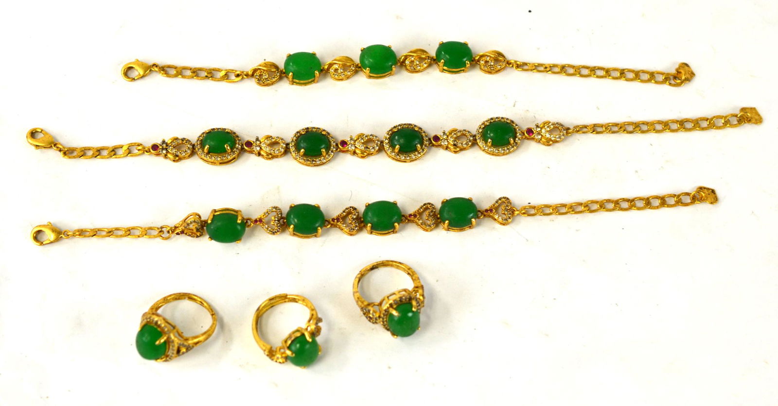 Six Chinese Green Stone Mounted Necklaces & Rings (1 of 7)
