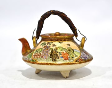 Japanese Satsuma Teapot
