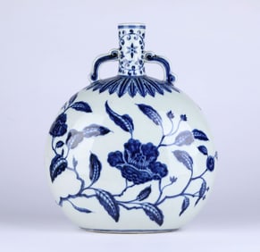 Chinese Blue & White Moon Flask Vase