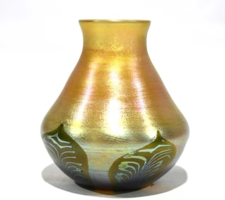 Fine Tiffany & Co Paper Weight Glass Vase