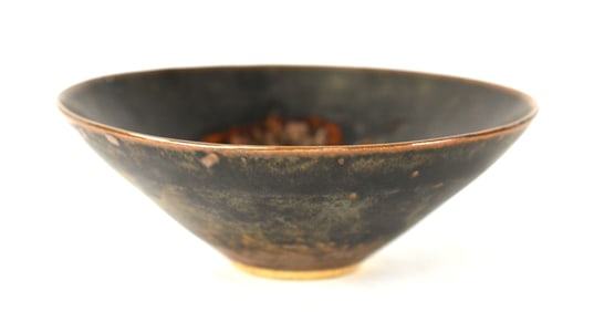 Chinese Black-Glazed Ceramic Flaring Leaf Bowl