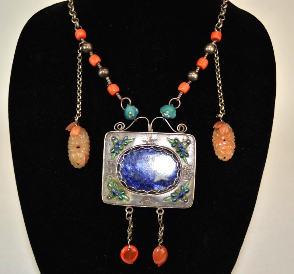 Chinese Silver Necklace with Pendant: 19th Cen. Chinese silver necklace with enamel silver pendant. decorated with coral, carnelian, lapis and amber. carved four Chinese characters (chang ming fu gui) on front of pendant . total lenght:18