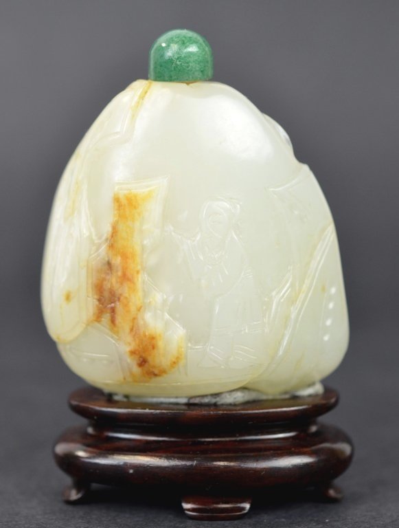 Chinese Fine White Jade Carved Snuff Bottle (1 of 9)