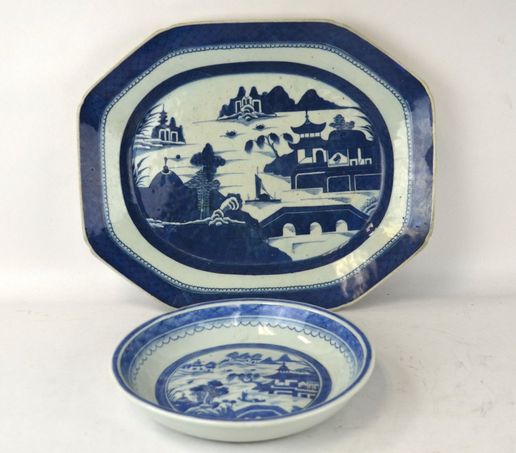 Two Chinese Blue & White Export Porcelain Plates (1 of 10)