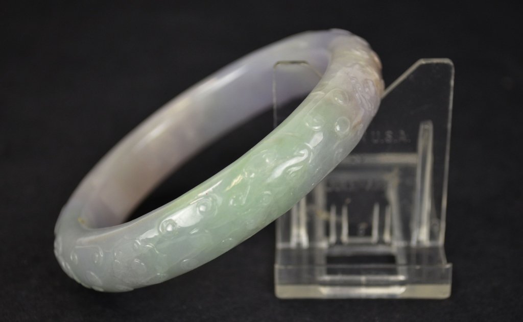 GIA Cert. Chinese Jadeite  Bangle (1 of 7)