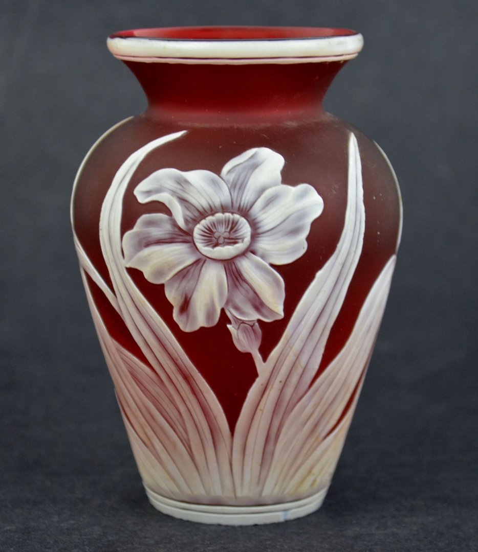 Red Webb Vase: Ruby red Thomas Webb art glass with opaque narcissus flower and leaves. 4 1/2" x 3"