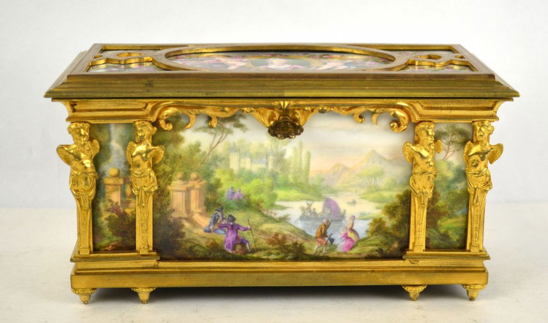 Tahan Paris Bronze and Enamel Box (1 of 10)