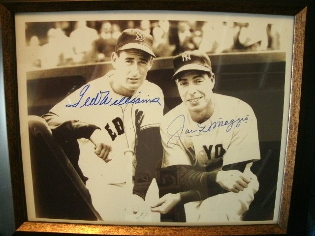 Joe Dimaggio & Ted Williams MVP Signed Photo: Joe Dimaggio & Ted Williams MVP Black & White Signed Photo with Frame.The autograph comes with a COA (certificate of authenticity). Joe Dimaggio "The Yankee Clipper" NY Yankees 3-rd time MVP,photograp