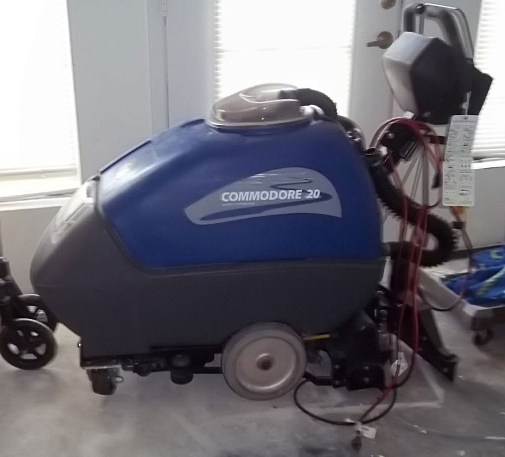 WINDSOR COMMODORE 20 COMMERCIAL CARPET EXTRACTOR CMD 20