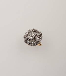 Old-cut diamond, gold and silver ring. Mario Buccellati: montatura in oro giallo 750/1000 ed argento