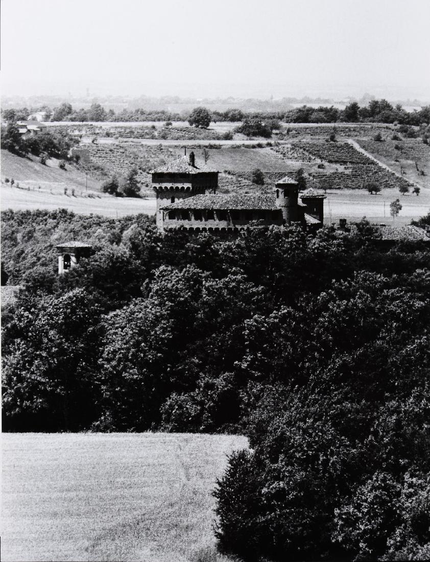 Gabriele Basilico (1944-2013), Fra Pasturana e: black and white print, cm 36,5x28,2 Stamp of the artist on the back