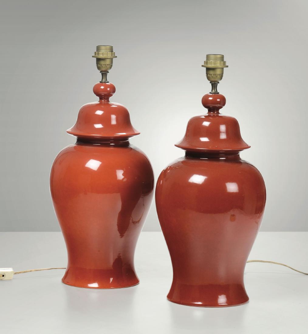 Zaccagnini,: Coppia di lampade da tavolo con struttura in ceramica smaltata ed ottone. Marchio originale. Prod. Zaccagnini, Italia, 1950 ca. cm 50