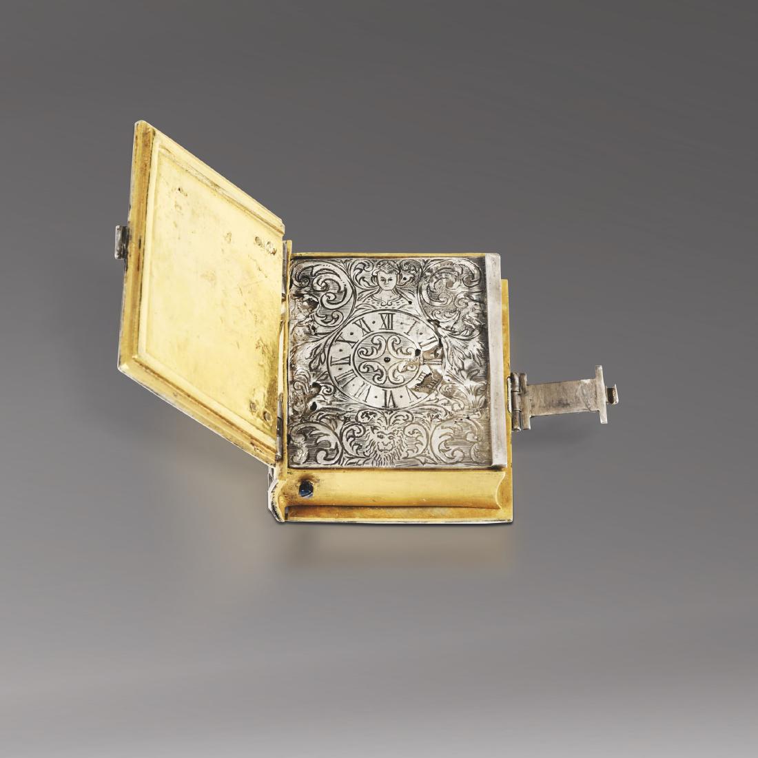 Orologio a libro. Vienna (?) XVIII secolo, (1 of 2)