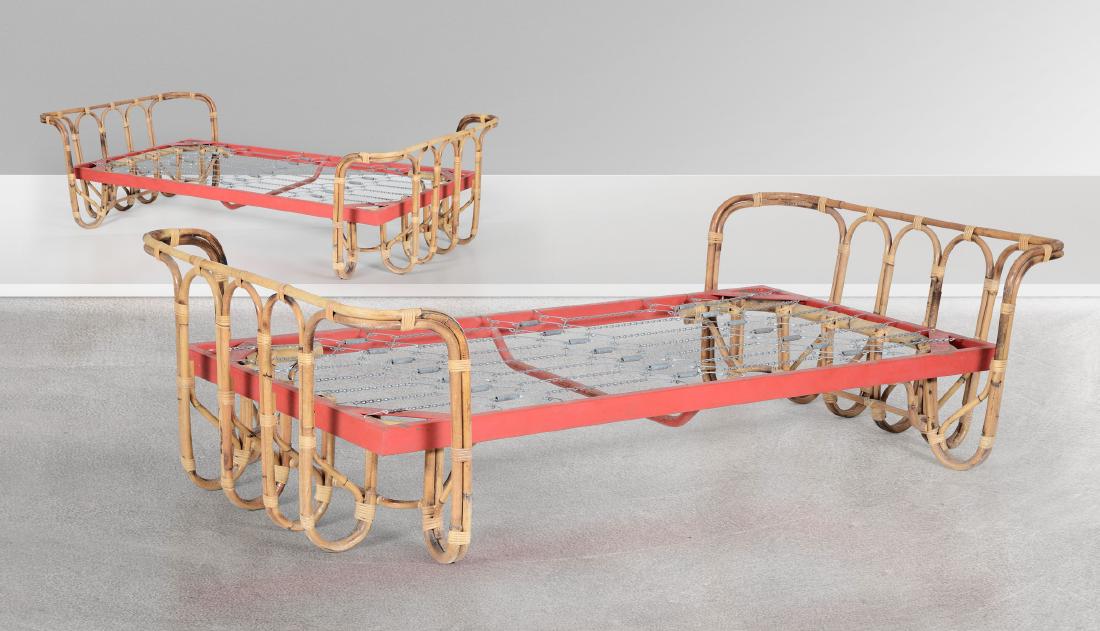 Bonacina,: Coppia di Daybed in giunco e metallo laccato. Prod. Bonacina, Italia, 1950 ca. cm 218x112x59