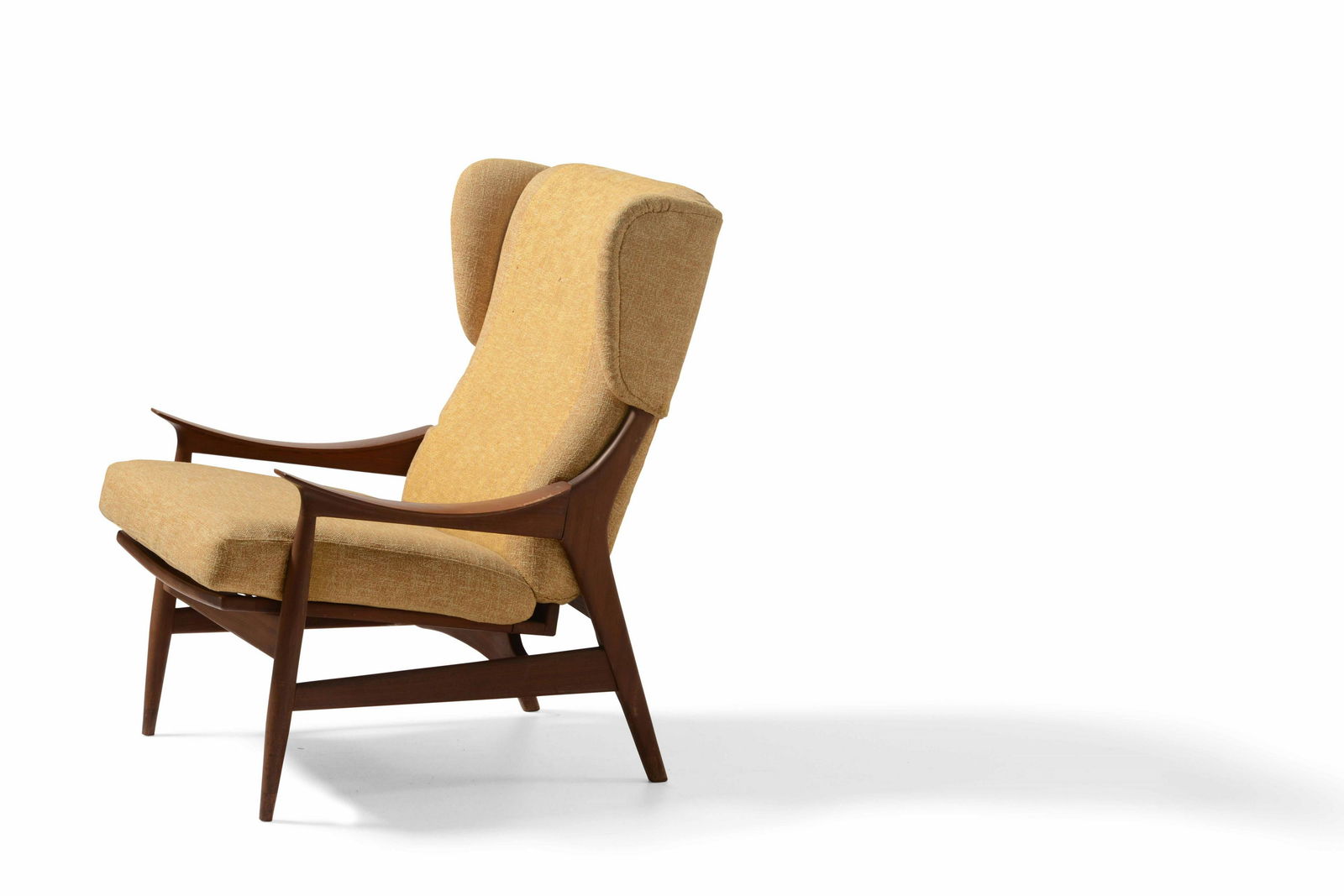 Poltrona con struttura e sostegni in legno e (1 of 1)