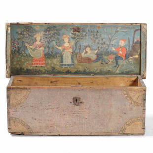 Cassa da marinaio con coperchio dipinto. XIX secolo: W. 114 - D. 46 - H. 43 Cm