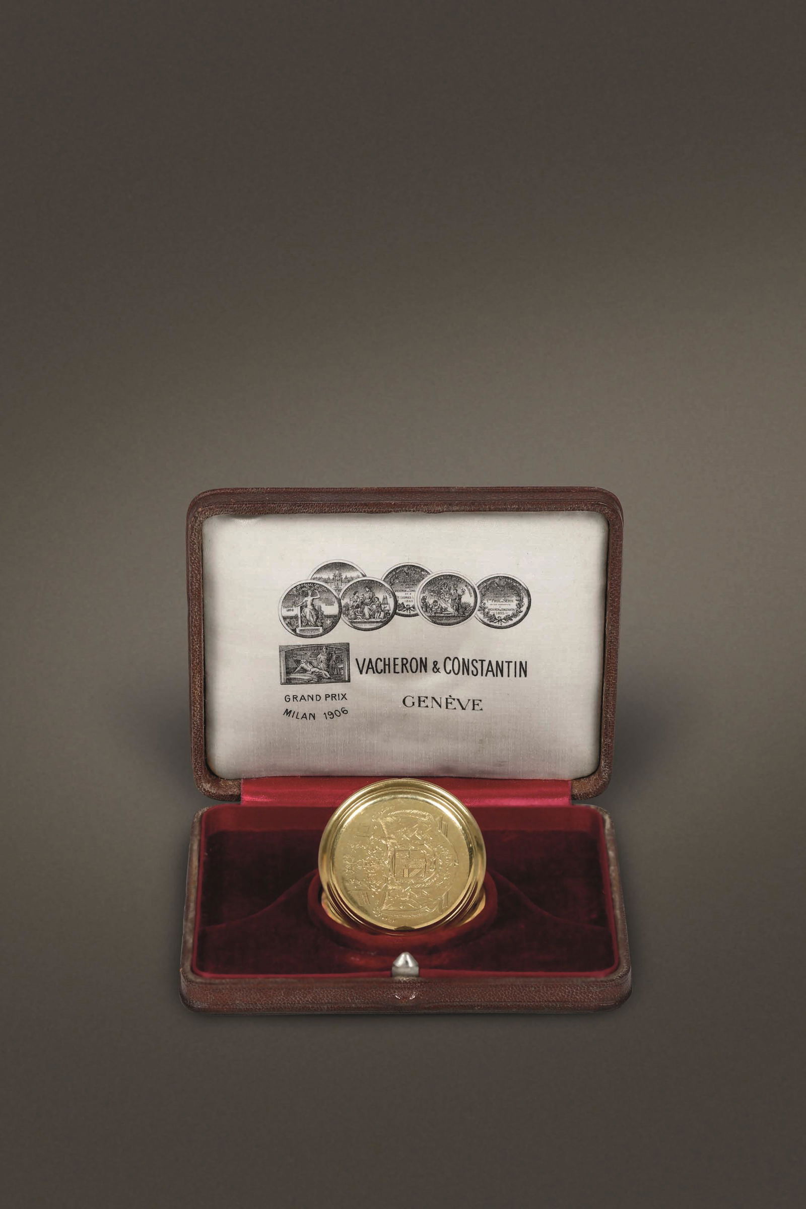 VACHERON & CONSTANTIN - Orologio da tasca in oro 18 k, cassa savonette, manca il vetro e si sgancia (1 of 7)