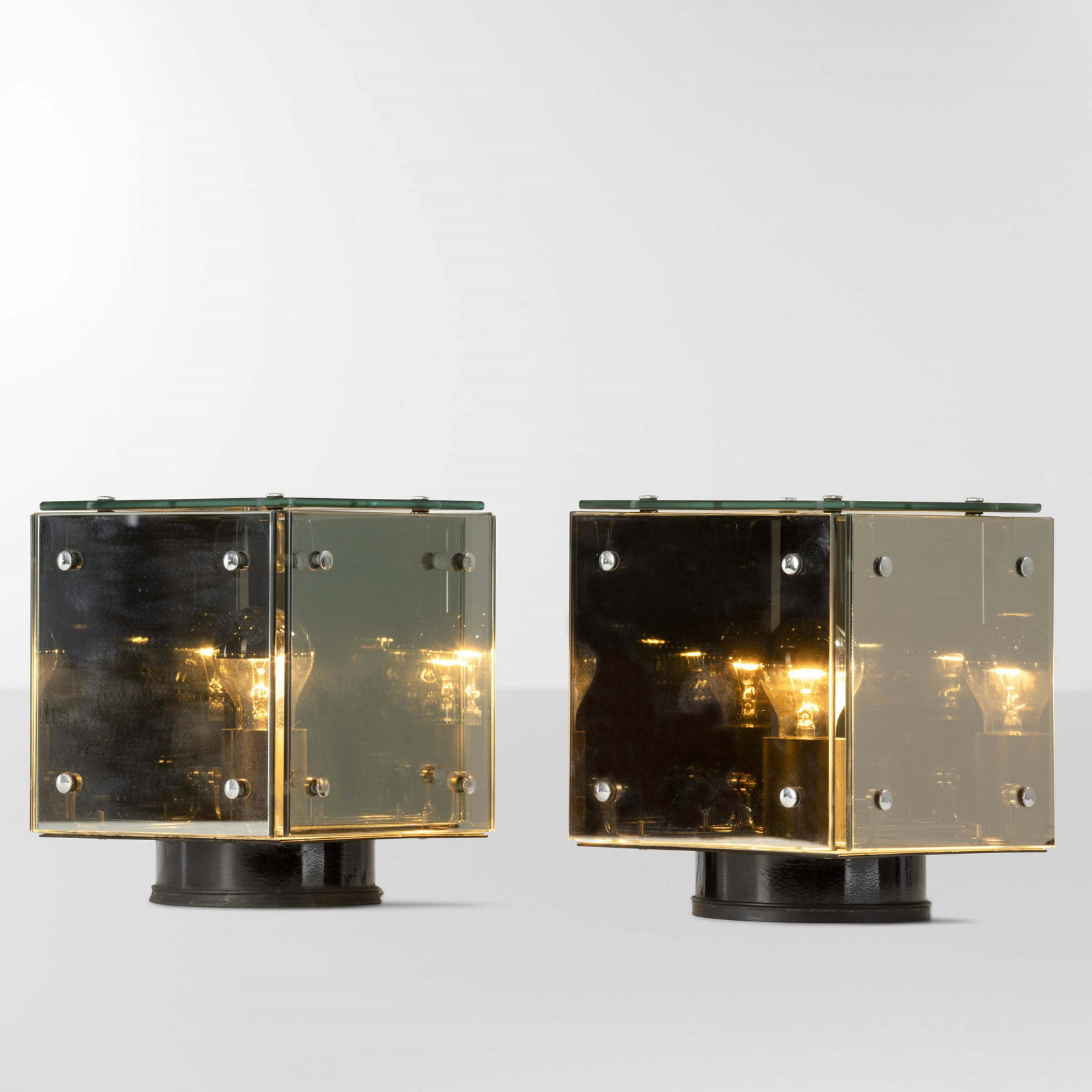 Gruppo A.R.D.I.T.I., Due lampade da tavolo mod. Prismar (1 of 1)