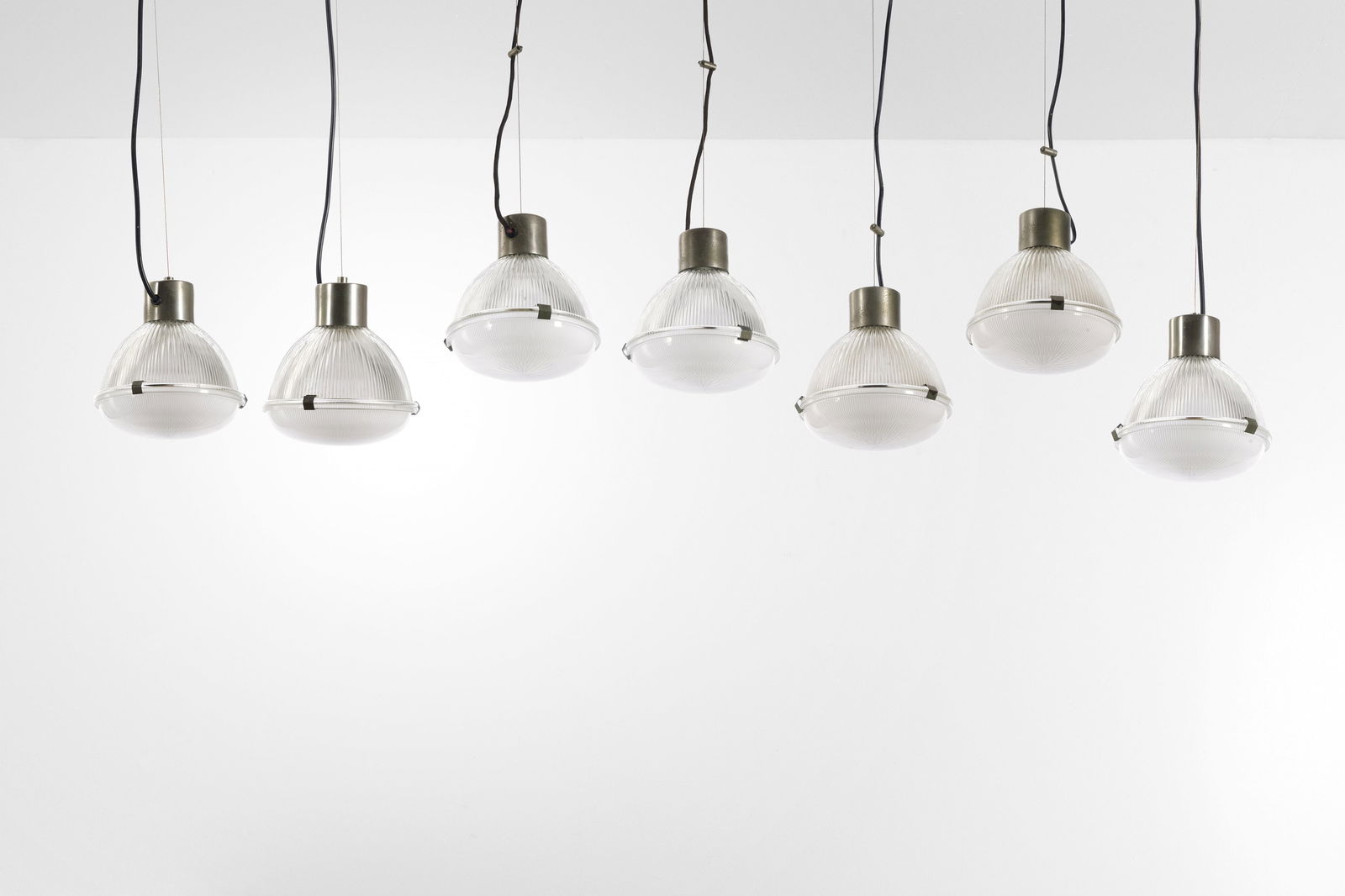 Tito Agnoli Lampada a sospensione mod. 4409 (1 of 1)