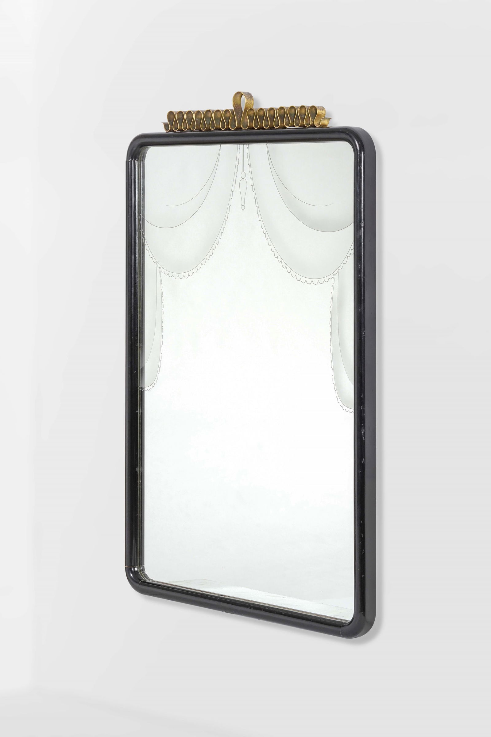 Luigi Brusotti. Specchiera a parete (1 of 1)